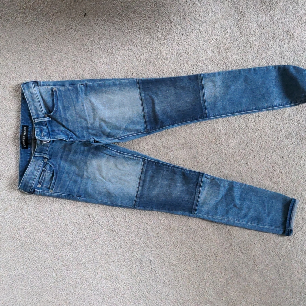 Express low rise Stella Jegging size 2 NWT